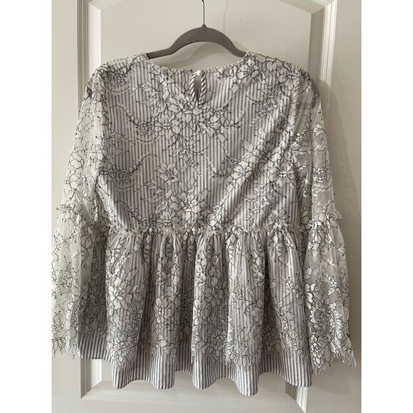 Lumie Black & White Lace Top Size S Bell Sleeves Striped Underlay Babydoll - Picture 9 of 9